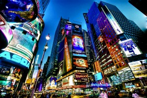 Imagen HDR de la mítica Times Square de Nueva York, uno de los lugares más iluminados del mundo. Foto: Francisco Diez.